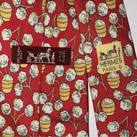 Hermes 100% Silk Tie Red w Hops Beer Brewing Novelty Print - Picture 3 of 3